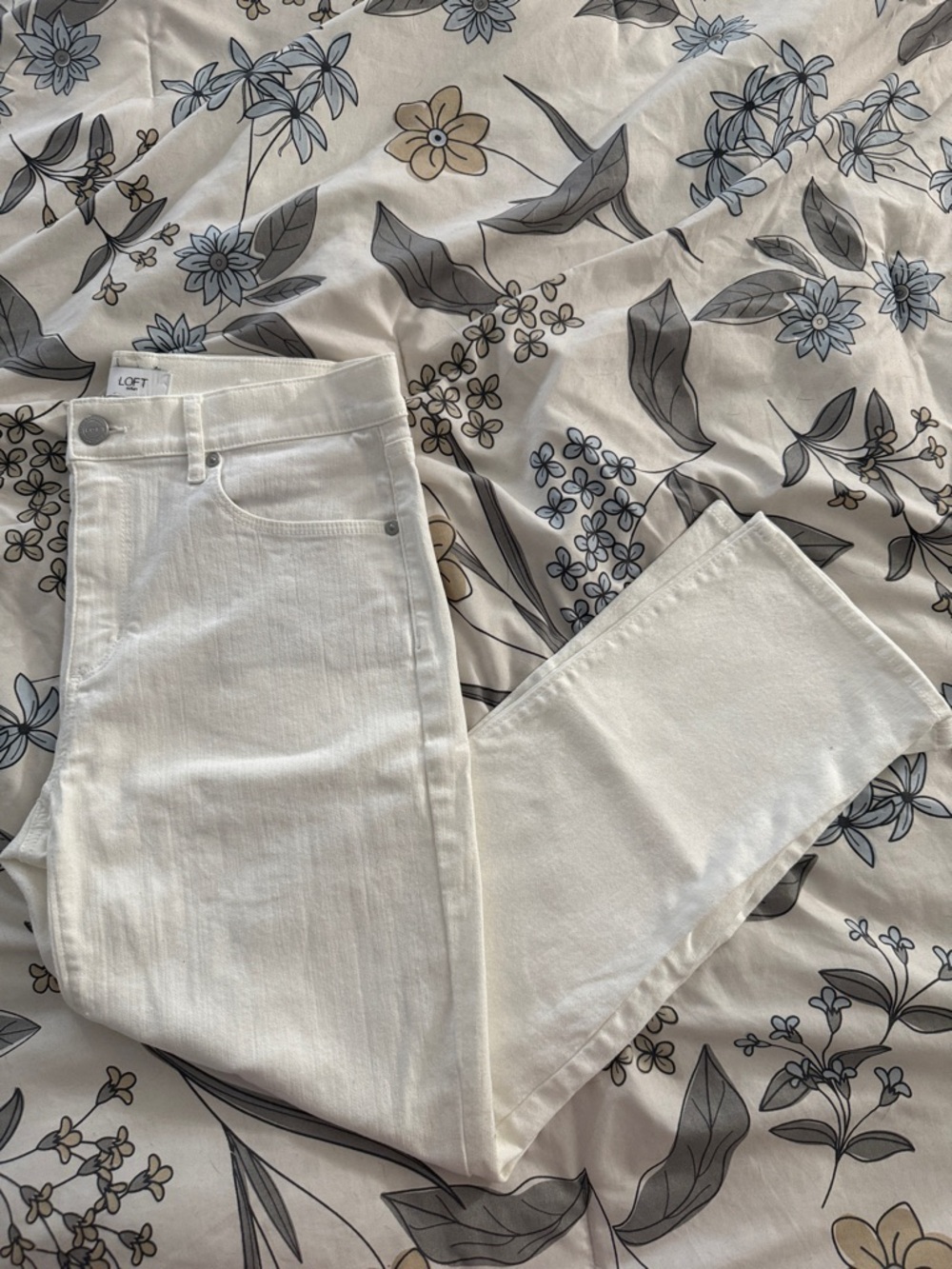 LOFT Straight-Crop White Jeans